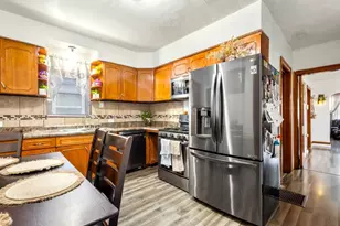 2420 S 61st Ave, Cicero, IL 60804 - Photo 9