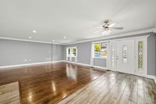 461 Rockhurst Rd, Bolingbrook, IL 60440 - Photo 9