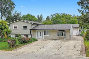 461 Rockhurst Rd, Bolingbrook, IL 60440 - Photo 29