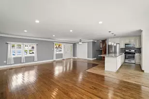 461 Rockhurst Rd, Bolingbrook, IL 60440 - Photo 7