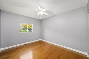 461 Rockhurst Rd, Bolingbrook, IL 60440 - Photo 11