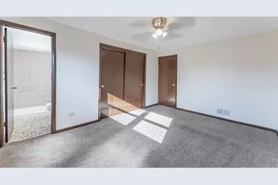 7560 Banks Street #2, Justice, IL 60458 - Photo 5