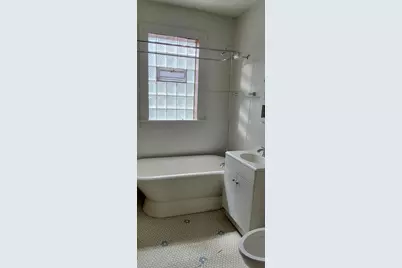 10801 S Indiana Avenue #2, Chicago, IL 60628 - Photo 5