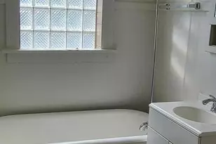 10801 S Indiana Ave, Chicago, IL 60628 - Photo 5