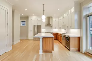 4135 N Kenmore Ave, Chicago, IL 60613 - Photo 7