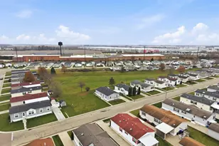 830 S 10th St, Dekalb, IL 60115 - Photo 39