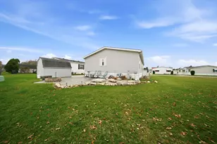 830 S 10th St, Dekalb, IL 60115 - Photo 31