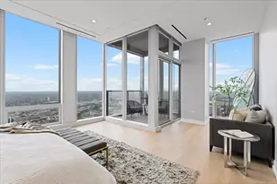 14 W Superior St, Chicago, IL 60654 - Photo 17