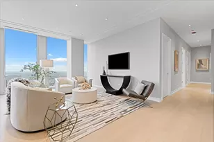 14 W Superior St, Chicago, IL 60654 - Photo 5