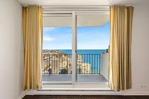 6033 N Sheridan Rd, Chicago, IL 60660 - Photo 3