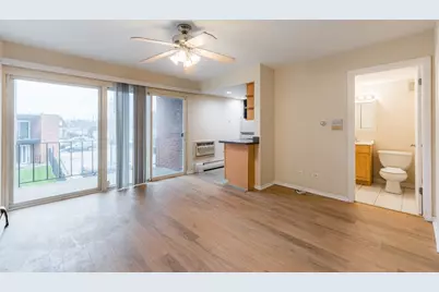 6151 W Thorndale Avenue #2B, Chicago, IL 60646 - Photo 3