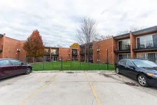 6151 W Thorndale Ave, Chicago, IL 60646 - Photo 13