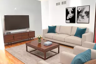 11022 Deblin Ln, Oak Lawn, IL 60453 - Photo 7