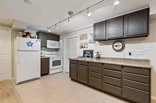 502 Vernon Dr, Oswego, IL 60543 - Photo 33