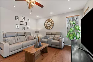 502 Vernon Dr, Oswego, IL 60543 - Photo 13