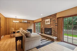 1653 McCraren Rd, Highland Park, IL 60035 - Photo 9