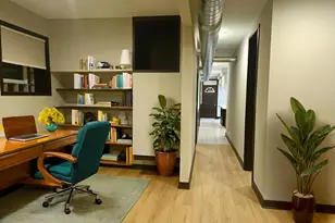 1819 W Evergreen Ave, Chicago, IL 60622 - Photo 3