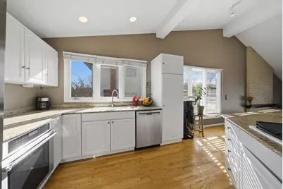 [Address not provided], La Grange Highlands, IL 60525 - Photo 13