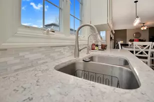 10 Deerfield Ct, Bloomington, IL 61705 - Photo 55