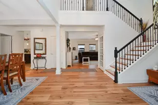 10 Deerfield Ct, Bloomington, IL 61705 - Photo 3