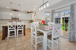 10 Deerfield Ct, Bloomington, IL 61705 - Photo 21