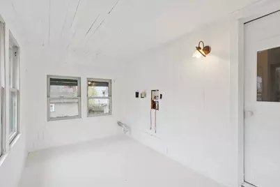 1611 Oakes Avenue, Rockford, IL 61107 - Photo 29