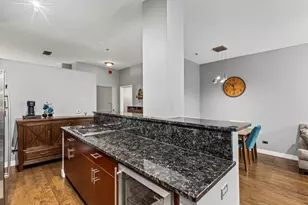 130 S Canal St, Chicago, IL 60606 - Photo 17