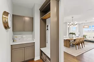 747 Fairfield Dr, Oswego, IL 60543 - Photo 11