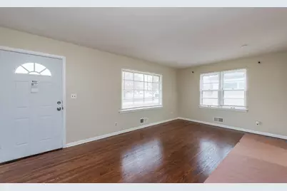 922 Landon Avenue, Winthrop Harbor, IL 60096 - Photo 5