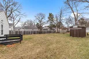 215 S Moore St, South Beloit, IL 61080 - Photo 11
