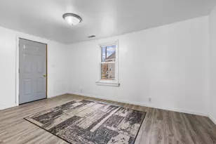 215 S Moore St, South Beloit, IL 61080 - Photo 3