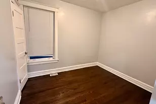 6938 S Green St, Chicago, IL 60621 - Photo 9