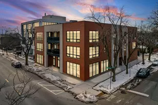 6246 N Pulaski Rd, Chicago, IL 60646 - Photo 1