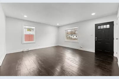 15422 Cherry Lane, Markham, IL 60428 - Photo 9