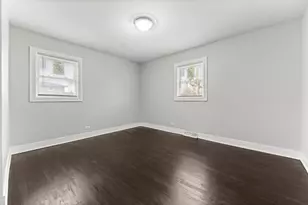 15422 Cherry Ln, Markham, IL 60428 - Photo 11