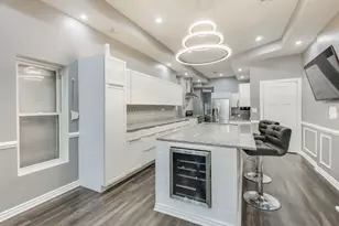 4049 S Indiana Ave, Chicago, IL 60653 - Photo 7