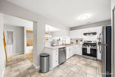 888 Serendipity Drive, Aurora, IL 60504 - Photo 5