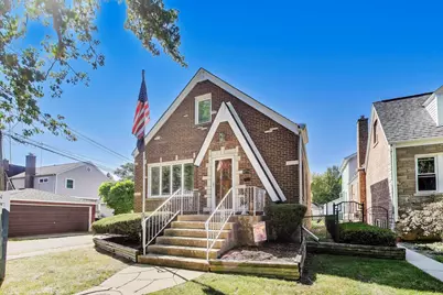 5916 N Avondale Avenue, Chicago, IL 60631 - Photo 1