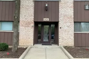 4424 Arbor Cir, Downers Grove, IL 60515 - Photo 1