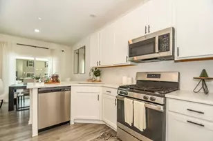 [Address not provided], Yorkville, IL 60560 - Photo 9