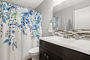 2730 Dorothy Dr, Aurora, IL 60504 - Photo 13