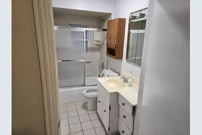 8535 Callie Avenue, Morton Grove, IL 60053 - Photo 9