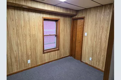 8535 Callie Avenue, Morton Grove, IL 60053 - Photo 11