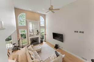 4308 Royal Windyne Ct, Saint Charles, IL 60174 - Photo 25