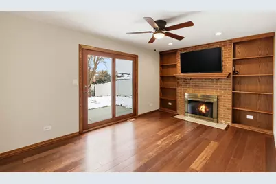 581 Victoria Lane, Wood Dale, IL 60191 - Photo 7