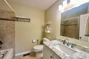 612 Orrington Ct, Lake Zurich, IL 60047 - Photo 13