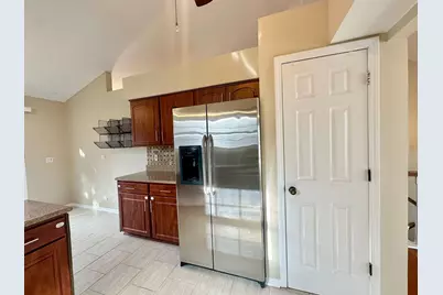 612 Orrington Court, Lake Zurich, IL 60047 - Photo 5