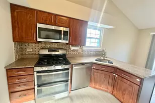 612 Orrington Ct, Lake Zurich, IL 60047 - Photo 3