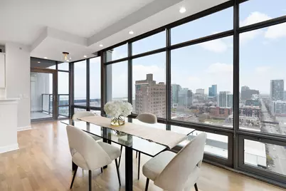 100 E 14th Street #2106, Chicago, IL 60605 - Photo 9