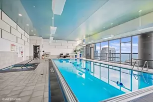 100 E 14th St, Chicago, IL 60605 - Photo 19